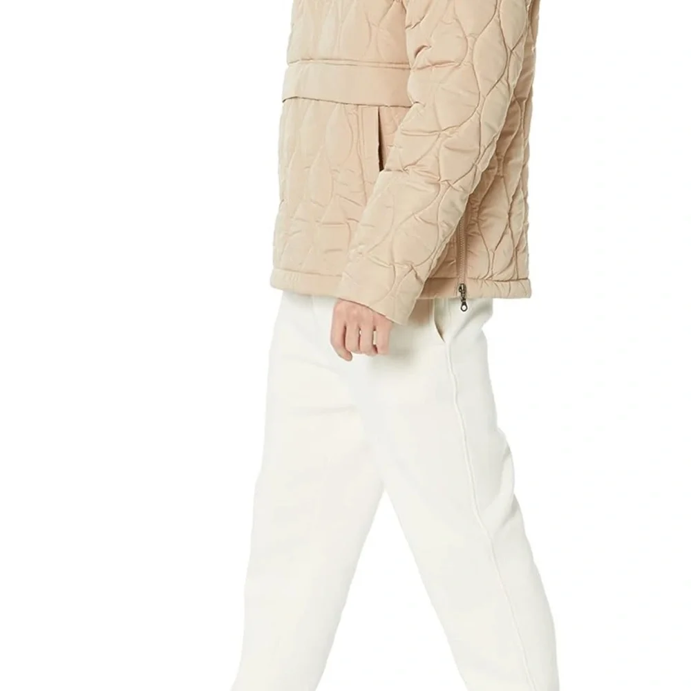 Amazon Essentials Men's Quilted Beige Puffer Jacket